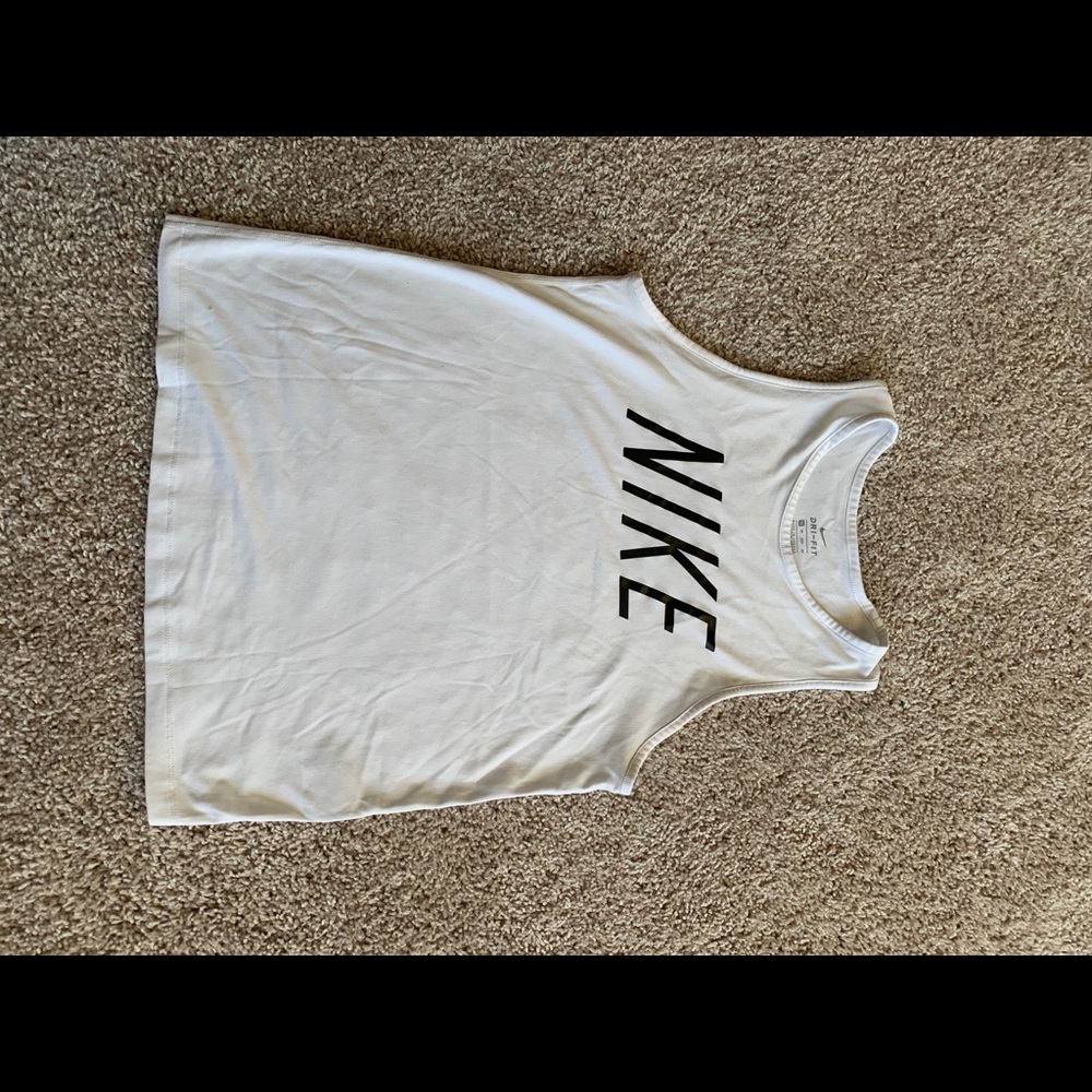 Nike tank